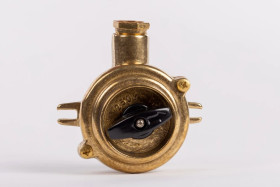 Łącznik mosiężny obrotowy-pojedynczy AN1