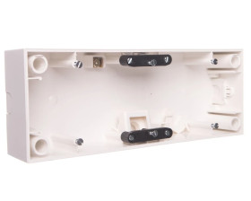 Berker/B.Kwadrat Puszka natynkowa potrójna śnieżnobiała 5310439909