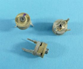 10,2-60pF TRYMER CERAM.