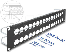 67057 19? D-type patch panel 32 port 2 U black