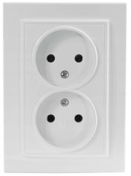 QUADRA Gniazdo podwójne b/u białe