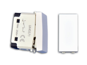 Łącznik pojedyńczy moduł 16A/250V biały LK45571