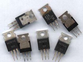 12V 1A 3 PIN 7812 (MC7812C, KIA 7812P) TO-220 STABILIZATOR DEMONTAŻ