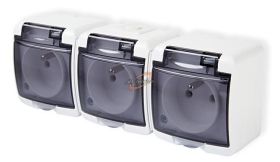 Gniazdo potrójne natynkowe KARLIK GHE-3D