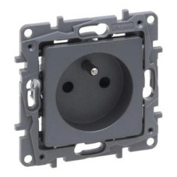 Niloe Selection Gniazdo 2p+z 16A 250V (z przesłoną, zaciski automatyczne) stal 762325