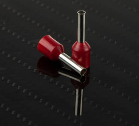 Końcówka tulejkowa izolowana 1.5mm² długość 8mm Czerwony średnica 1.7mm Izolowane RS PRO