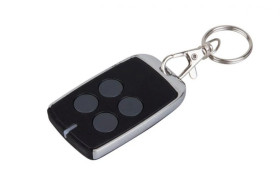 Czterokanałowy pilot zdalnego sterowania bramą automatyczną. PL22