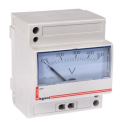 Woltomierz analogowy 0-500V 4moduły 004660
