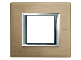 AXOLUTE Ramka 1 pojedyncza prostokątna pozioma 2 modułowy szczotkowany tytan HA4802NX LEGRAND