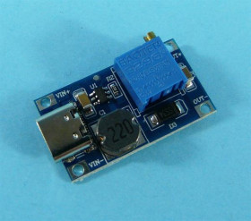 PRZET.DC/DC 5-USB-&gt;4-30V 1A STEP-UP