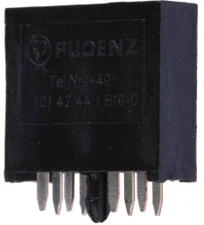 Oprawa bezpiecznikowa do montażu na płycie drukowanej 30A 80V Littelfuse