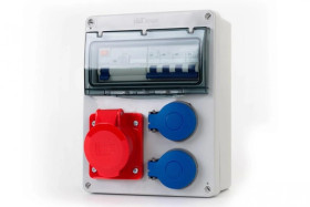 Rozdzielnica R-240 8M - gniazda 16A 5p, 2x230V + zabezpieczenia (RCD 4P 40A typ AC, MCB 3P C16A, 1P B16A ) IP44