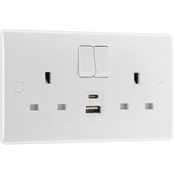 BG 822UAC12 White Nexus Moulded Double Switched 13A Power Socket - USB Charging