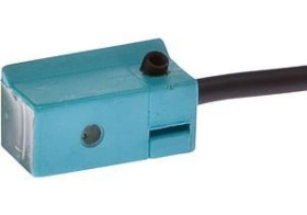 MR15A307 Czujnik magnetyczny, kontaktronowy, rowek trapezowy, 10-30V DC, kontaktron NO, kabel 2.5m