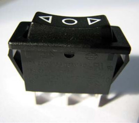 Przełącznik wahadłowy typ /Rocker/ R462KKHTOF