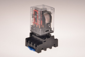 Przekaźnik OMRON MK3P-I ( R15 3P ) / 110V AC