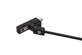 Czujnik pojemnościowy poziomu 21x14x52mm wahadło złącze M8 3 pinowe 10-30V DC PNP NO stal nierdzewna IP67 FI520171