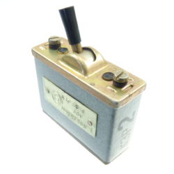 PRZEŁĄCZNIK AZR-2A 30V 2A