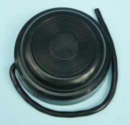 PRZEŁ.NOŻNY OKR.10A/250V ON-(ON) Z PRZEW