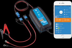 BPC240831064R Automatic charger for lead-acid, lithium batteries, IP65, 24 V/8