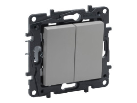 NILOE STEP Wyłącznik podwójny świecznikowy aluminium 863305 LEGRAND