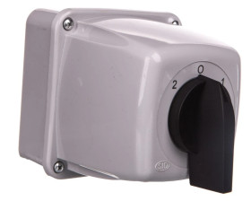 Łącznik krzywkowy 2-0-1 16A 3P w obudowie IP65 ŁUK 16-73 921674