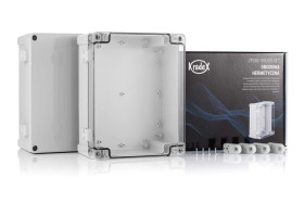 ZP240.190.105 SET2 PC - Zestaw set2 - obudowa hermetyczna ZP240.190.105sjp tm pc z zamontowanymi zawiasami ZHINGE10 pc plus ZWM1