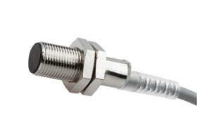 Czujnik indukcyjny M12x1 dł: 35mm zabudowany Sn: 2mm 10-30V DC PNP NO kabel 2m PVC IP67 mosiądz niklowany IA120104