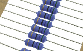 Rezystor 56Ω 2W ±5% ±300ppm/°C TE Connectivity