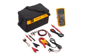 Zestaw multimetrów Fluke Multimetr, cęgi prądowe, przewody pomiarowe, próbnik, zaciski krokodylkowe, CD, futerał