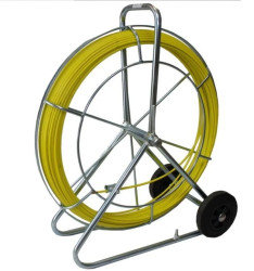 Włókno szklane na stojaku / Wciągarka do kabli i przewodów / Stalka 8mm / 100m