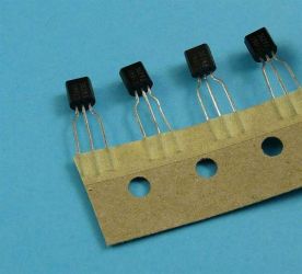 2SC-1841 NPN 50mA/120V/0,5W TO-92 TRANZY