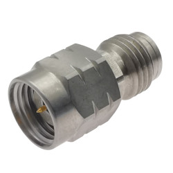 Tłumiki krokowe programowalne 6606_PC185-50-1/199_NE 67GHz 0 GHz 6.7dB Nie 1.3 50Ω Huber+Suhner