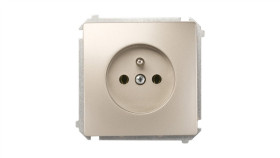 Simon Basic Gniazdo Pojedyncze Z/U 16A Ip20 Satynowe Bmgz1.01/29