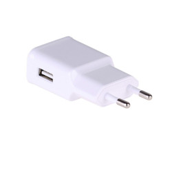 Ładowarka sieciowa 240V Akyga USB 5V/2.4A, 9V/1.67A, 12V/1.25A biała QC 3.0