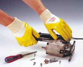 Rękawice robocze rozmiar: 10 materiał: Nitryl zerwanie: 1 ścieranie: 4 zastosowanie: Uniwersalny