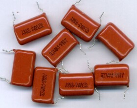 300nF/200V r=20mm KONDENSATOR (KN3000/0200)