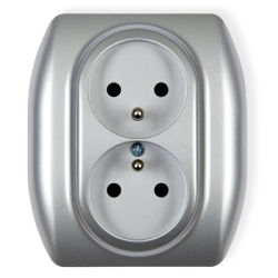 5GP-2z, Gniazdko podwójne z uziemieniem,