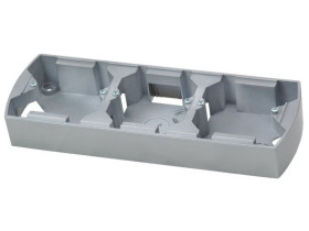 GAZELA Puszka natynkowa 3 potrójna pozioma srebro PNP-3JH/18 OSPEL