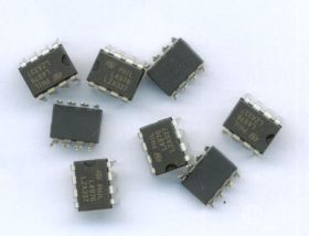 L4976 UKŁAD SCALONY