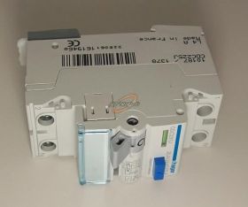 CDC225J Wyłącznik różnicowoprądowy 2P 25A/30mA Typ AC Hager