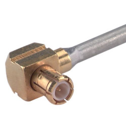 Złącze koncentryczne Montaż na kablu Wtyk 50Ω typ złącza Złącze koncentryczne do płytek drukowanych Lutowane