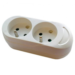 Gniazdo przenośne podwójne z/u IP20 250V~ 16 A białe / 24912