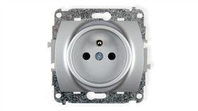 Trend Gniazdo Pojedyncze Z/U 2P+Z Srebrny 5Gp-1Zp