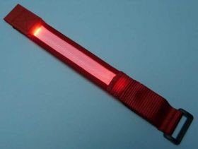 OPASKA SPORT.PODŚWIETLANA LED RED