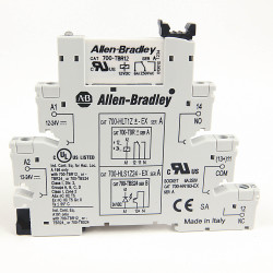 Przekaźnik interfejsowy 12V dc Allen Bradley SPDT 6A Szyna DIN