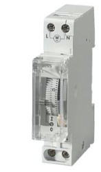 Przełącznik czasowy DIN 1-kanałowy Analogowa 230 V Siemens 1NO