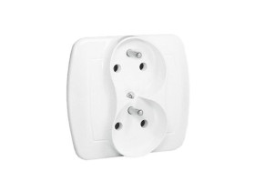 AKORD Gniazdo podwójne z uziemieniem z funkcją niezmienności faz z przesłonami torów prądowych 16A biały AGZ2zCz/11 KONTAKT SIMO