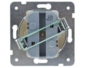 KARO Gniazdo potrójne b/u 2.5A EURO ecru perłowy GP-3S/m/42