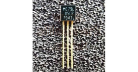 7905 (MC79L05CP) 5V negative voltage regulator - Motorola